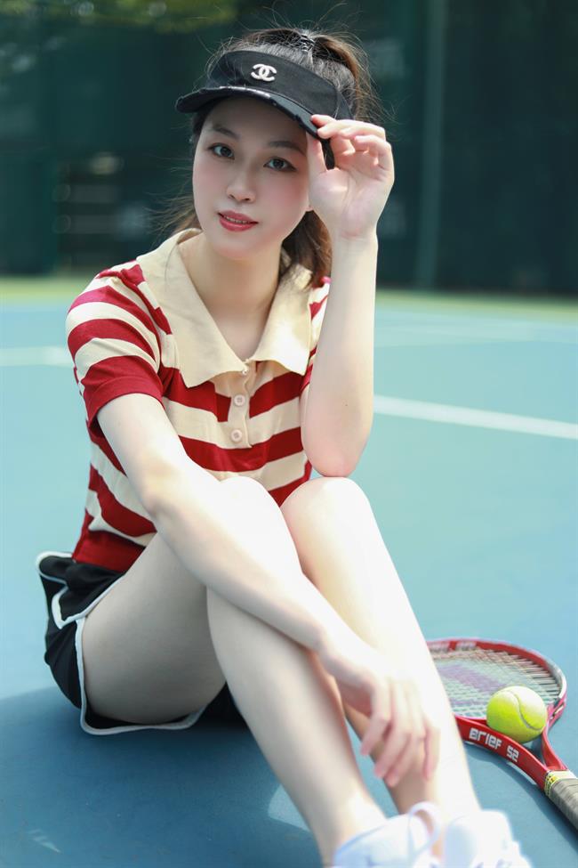 赵欣妮生活照1.jpg
