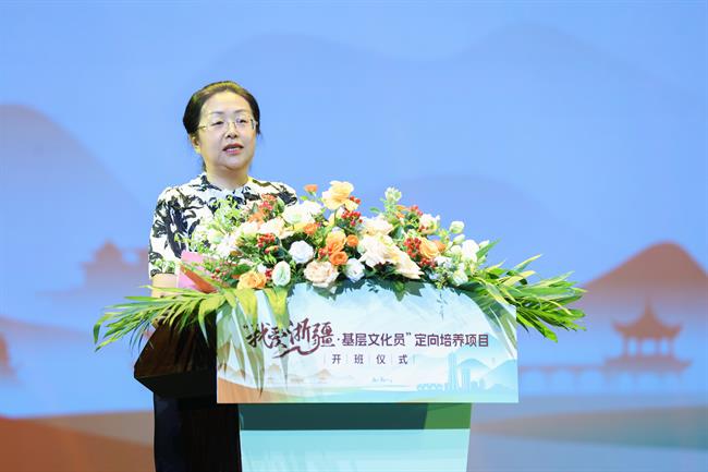 贺东辉.jpg